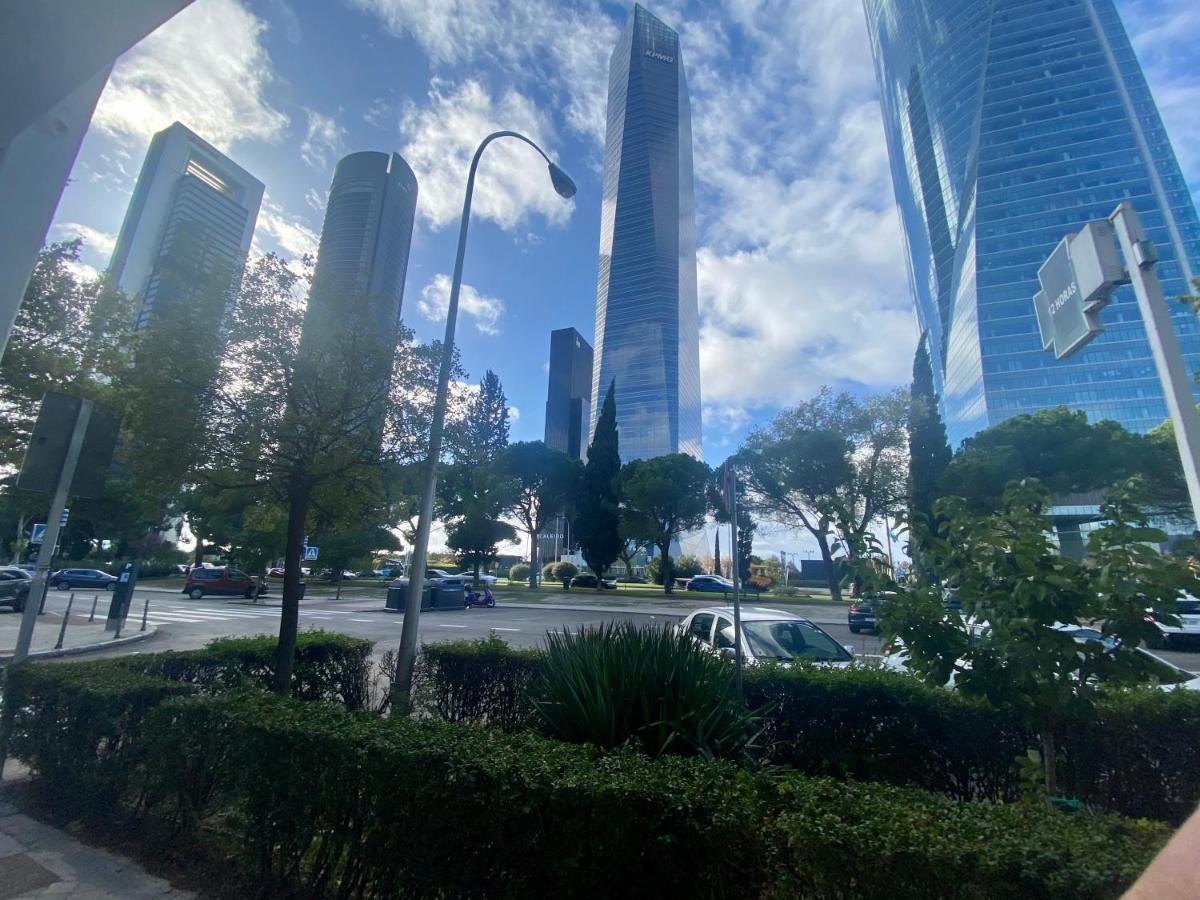 Apartamento Chamartin De Frente A 4 Torres Madrid Exterior foto